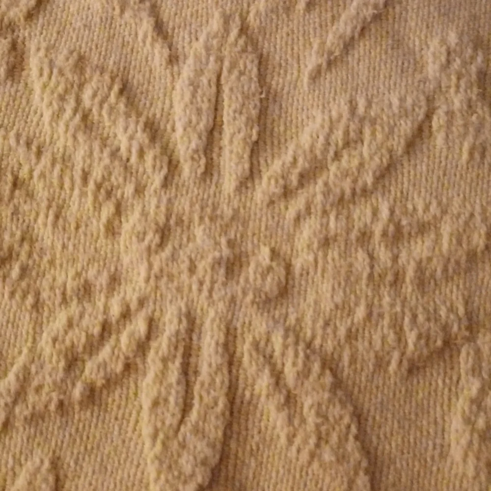 Vintage Collectible  Embossed‎ Floral   Cream Fringed Twin Bed Spread 88…